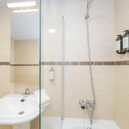 Mshome Gran Casa Rios Rosas Apartmán Màlaga